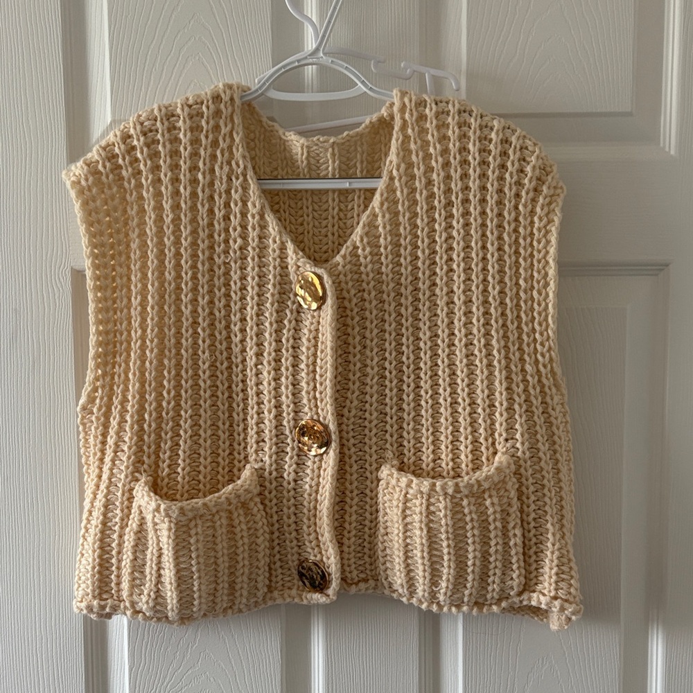 Amazon Cozy Cream Knit Sweater Vest